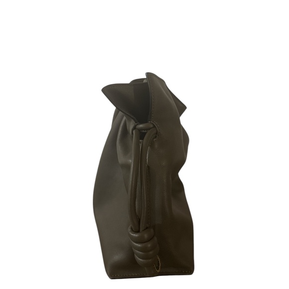 Loewe Flamenco Clutch Medium Khaki Green - Picture 8 of 16